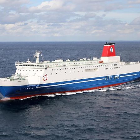 Meimon Taiyo Ferry 2Nd Sailing From Kitakyushu To Osaka Hotel Exterior photo